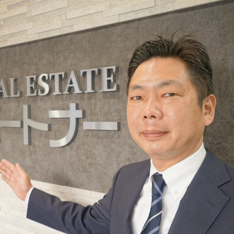 社員の中村英男